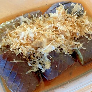 味付けは白だしとしょうゆだけ！なすの煮浸し